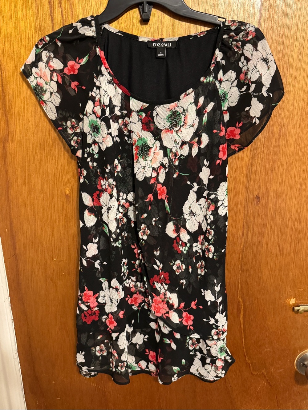 Woman’s short sleeve blouse